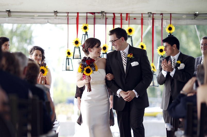 wedding with daffodils